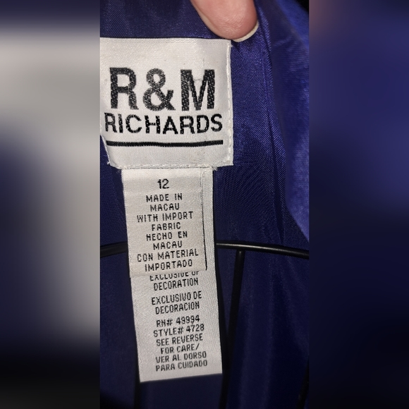 Beautiful royal blue  semi-formal dress by R&M Richards.   Size 12 - Picture 3 of 4
